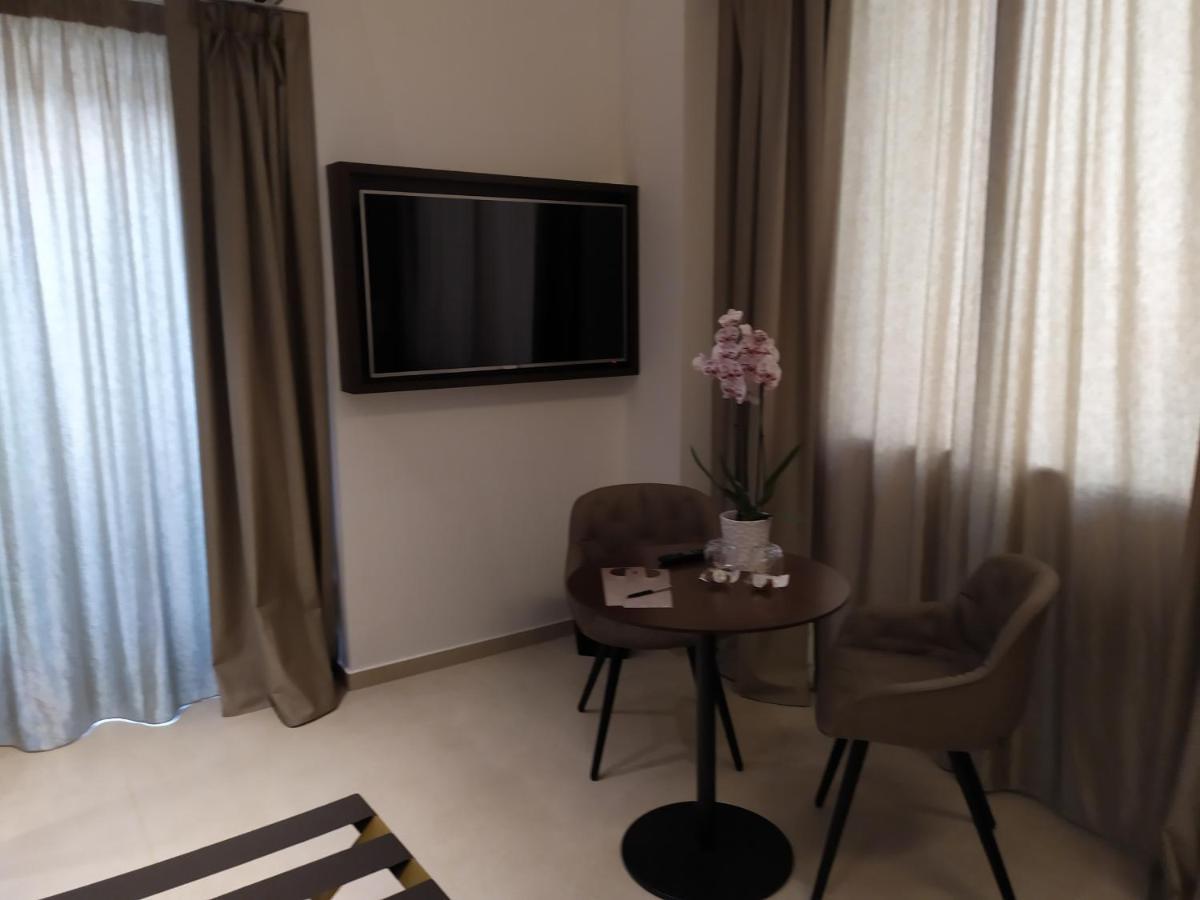 ホテル Palazzo Salomone シラクーサ エクステリア 写真